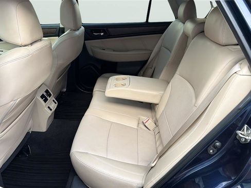 Used 2018 Subaru Outback 2.5i Limited AWD/4WD image 20