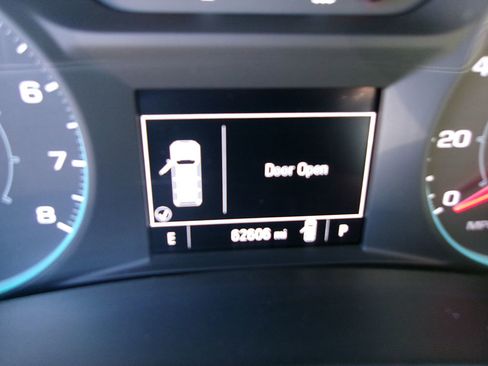 Used 2020 Chevrolet Equinox LS w/ LS Convenience Package image 19