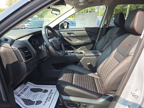 New 2026 Nissan Rogue SV image 9