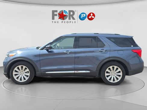 Used 2021 Ford Explorer Limited w/ Equipment Group 301A RWD image 2