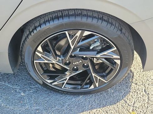 Used 2025 Kia K5 GT-Line w/ GT-Line Premium Package FWD image 10