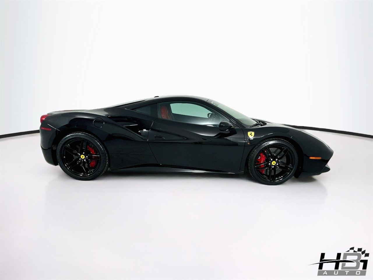 Used 2016 Ferrari 488 GTB RWD image 4