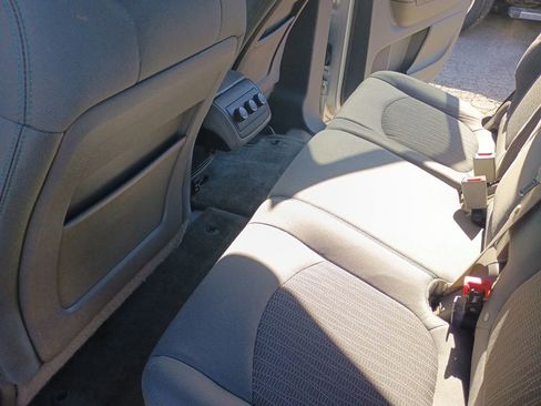 Used 2017 Chevrolet Traverse LS FWD image 26