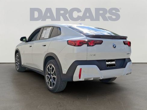Used 2025 BMW X2 xDrive28i image 4