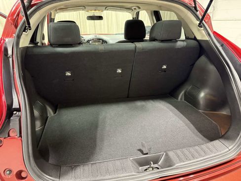 Used 2014 Nissan Juke SV AWD/4WD image 20