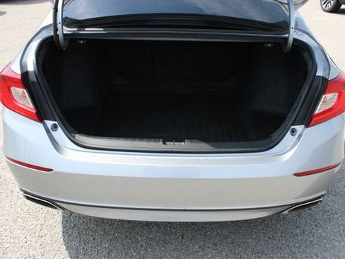 Used 2022 Honda Accord Sport image 7