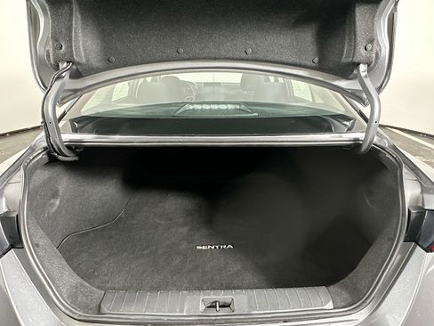 Used 2024 Nissan Sentra SV image 27