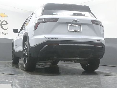 New 2026 Chevrolet Equinox RS w/ LPO, Floor Liner Package FWD image 32