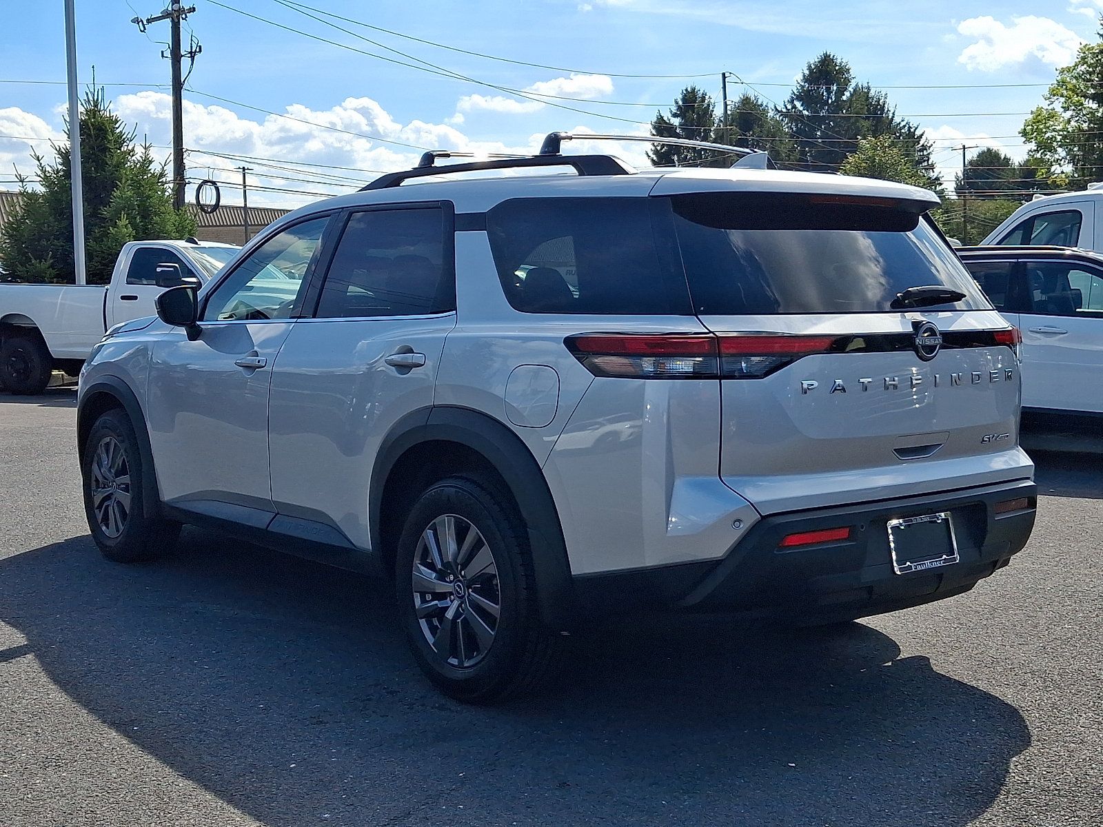 Certified 2024 Nissan Pathfinder SV AWD/4WD image 4