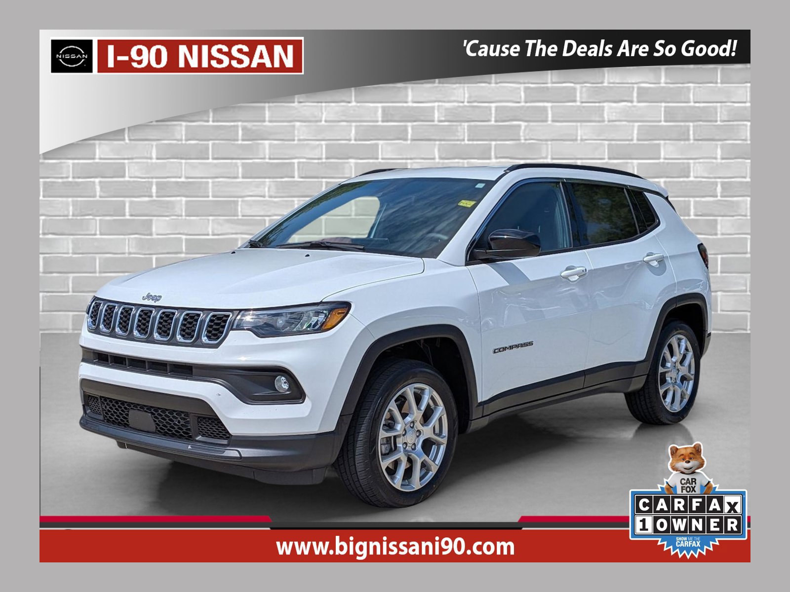 Used 2024 Jeep Compass Latitude AWD/4WD image 1