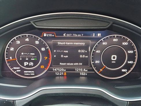 Used 2017 Audi Q7 3.0T Prestige AWD/4WD image 11