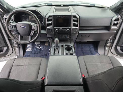 Used 2016 Ford F150 XLT w/ Equipment Group 302A Luxury image 9