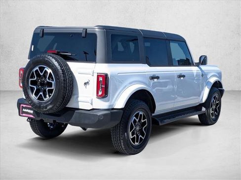 New 2026 Ford Bronco Outer Banks AWD/4WD image 2