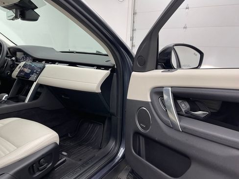 Used 2025 Land Rover Discovery Sport S AWD/4WD image 33