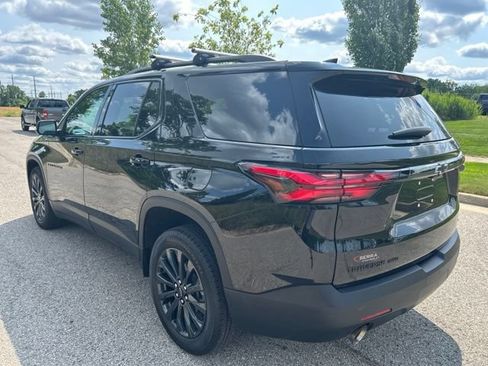 Used 2023 Chevrolet Traverse RS AWD/4WD image 4