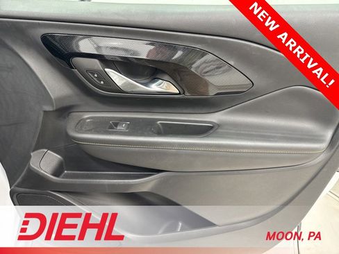 Used 2023 GMC Terrain AT4 w/ Infotainment Package II image 14