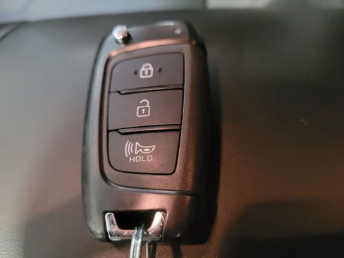 Used 2023 Hyundai Santa Fe SE AWD/4WD image 32