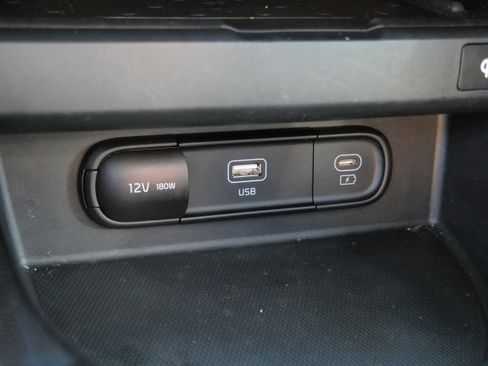 Used 2024 Kia Seltos EX AWD/4WD image 31