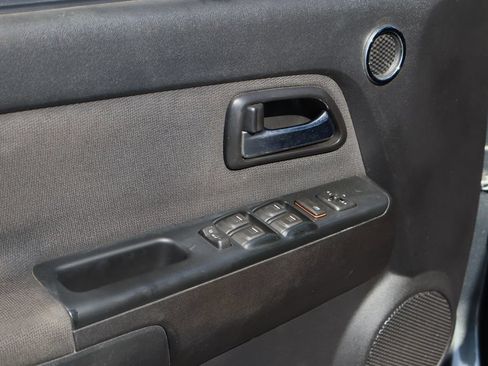 Used 2011 Chevrolet Colorado LT AWD/4WD image 19