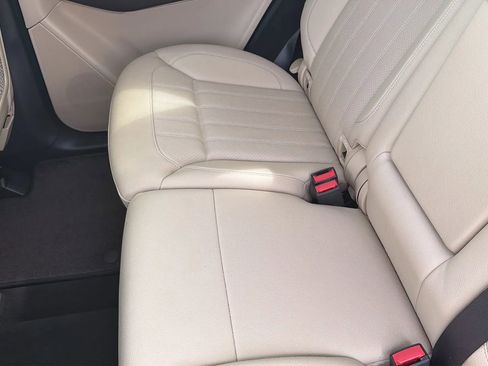 Used 2017 Mercedes-Benz GLE 350 4MATIC image 40