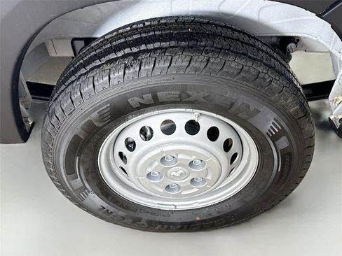 New 2025 RAM ProMaster 2500 w/ Power Group image 30