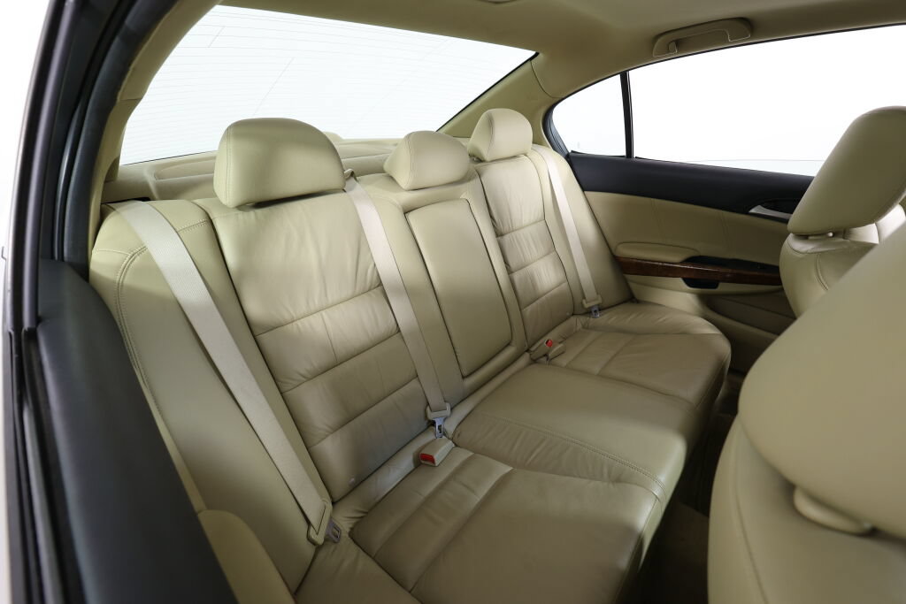 Used 2011 Honda Accord EX-L image 20
