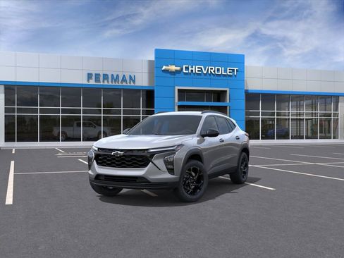 New 2026 Chevrolet Trax LT w/ Driver Confidence Package FWD image 9