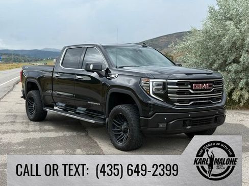 Used 2024 GMC Sierra 1500 SLT w/ SLT Premium Plus Package AWD/4WD image 8