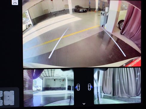 Used 2020 Tesla Model Y Performance image 33