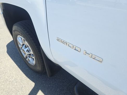 Used 2015 Chevrolet Silverado 3500 W/T RWD image 17