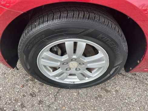 Used 2014 Chevrolet Sonic LT image 10