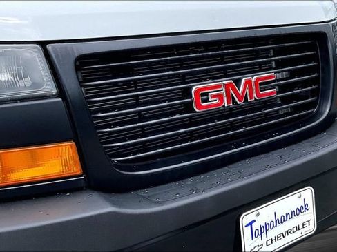 Used 2021 GMC Savana 2500 w/ Enhanced Convenience Package RWD image 30