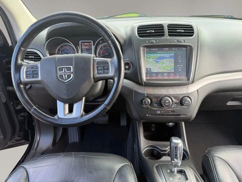 Used 2020 Dodge Journey Crossroad w/ Popular Equipment Group FWD image 10