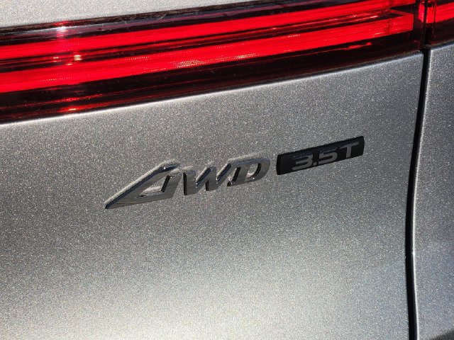 Used 2026 Genesis GV70 3.5T Sport Prestige AWD/4WD image 8