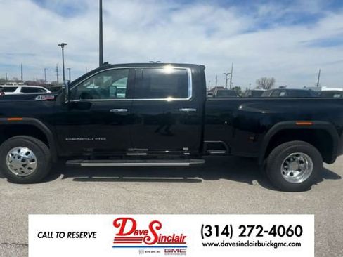 New 2026 GMC Sierra 3500 Denali w/ Denali Reserve Package AWD/4WD image 5