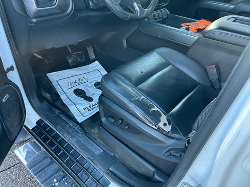 Used 2016 GMC Sierra 1500 SLT w/ All-Terrain Package image 9