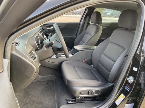 Used 2024 Chevrolet Malibu LT image 17