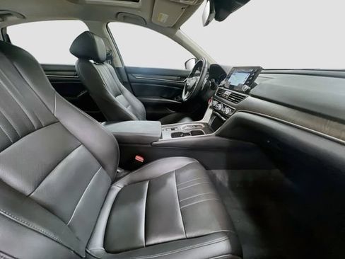 Used 2022 Honda Accord Touring image 30