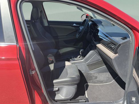 Used 2023 Volkswagen Taos SEL image 27