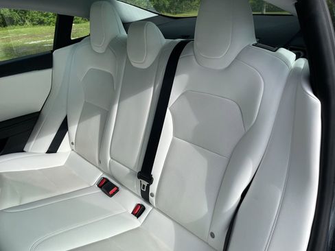 Used 2024 Tesla Model 3 Standard Range RWD image 10