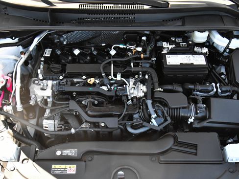 Used 2025 Toyota Corolla LE FWD image 43