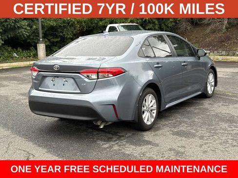 Used 2025 Toyota Corolla LE w/ LE Premium Package FWD image 2