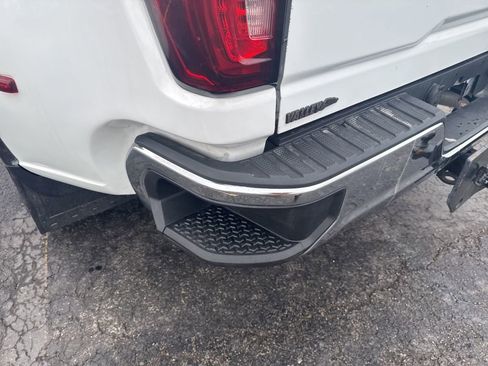 Used 2023 GMC Sierra 3500 Pro w/ Convenience Package image 40