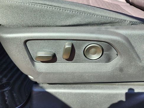 New 2026 GMC Sierra 1500 Elevation image 18