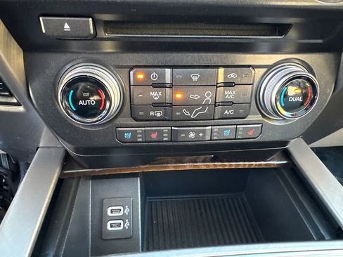 Used 2018 Ford F350 Limited image 35