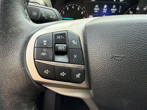 Certified 2023 Ford Explorer XLT w/ Equipment Group 202A AWD/4WD image 19