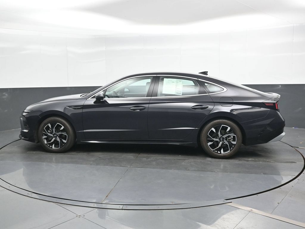 Used 2024 Hyundai Sonata SEL FWD image 8