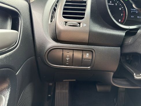 Used 2018 Kia Forte LX w/ LX Popular Package image 36