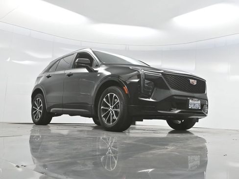 Used 2024 Cadillac XT4 Sport FWD image 49