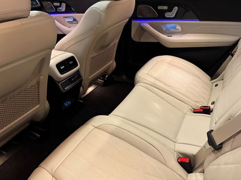 New 2026 Mercedes-Benz GLS 63 AMG 4MATIC image 19